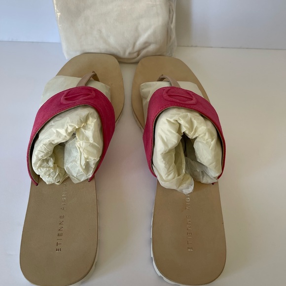 Etienne Aigner Palma Leather Thong-Toe Sandals - Picture 5 of 7